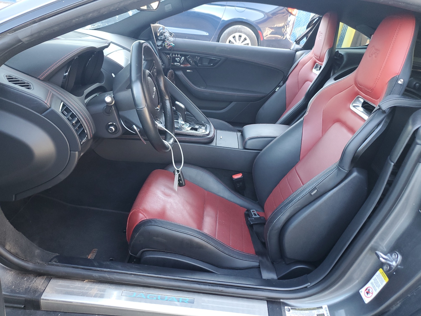 SAJD51EE3JCK47530 2018 Jaguar F-Type R