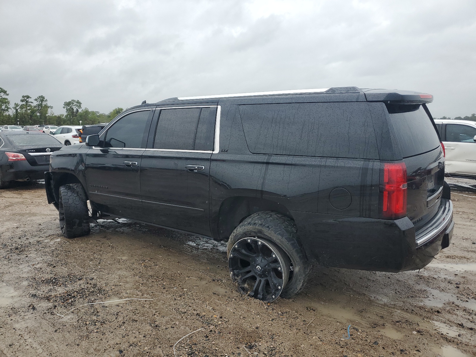 2016 Chevrolet Suburban C1500 Ltz vin: 1GNSCJKC5GR182904