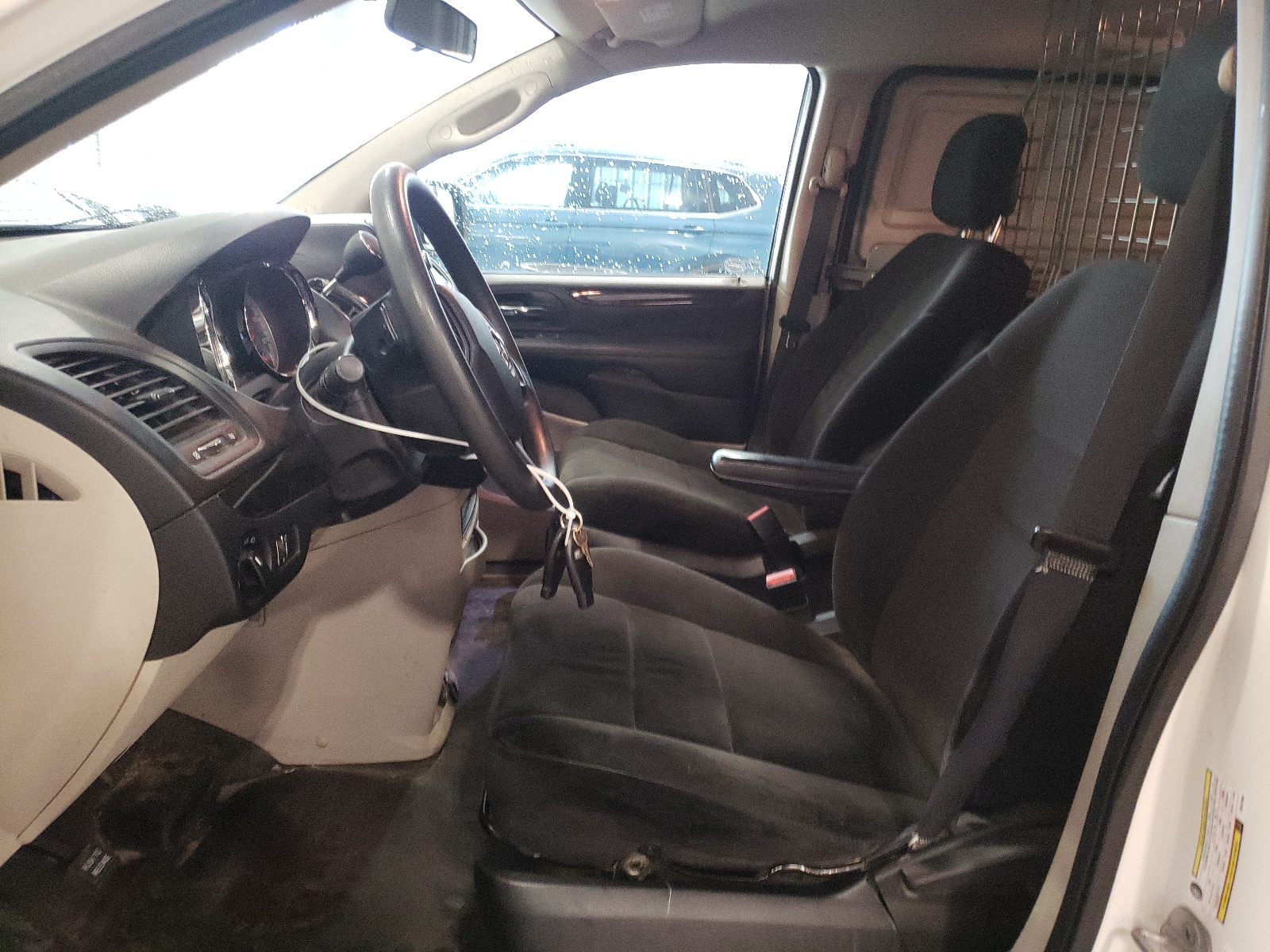 2C4JDGAG5CR207068 2012 Dodge Ram Van