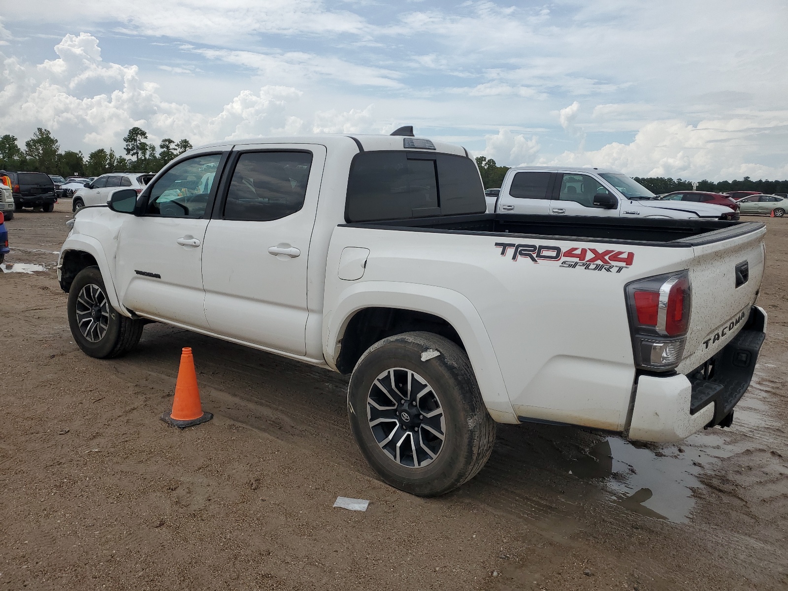 2021 Toyota Tacoma Double Cab vin: 3TYCZ5AN9MT011872