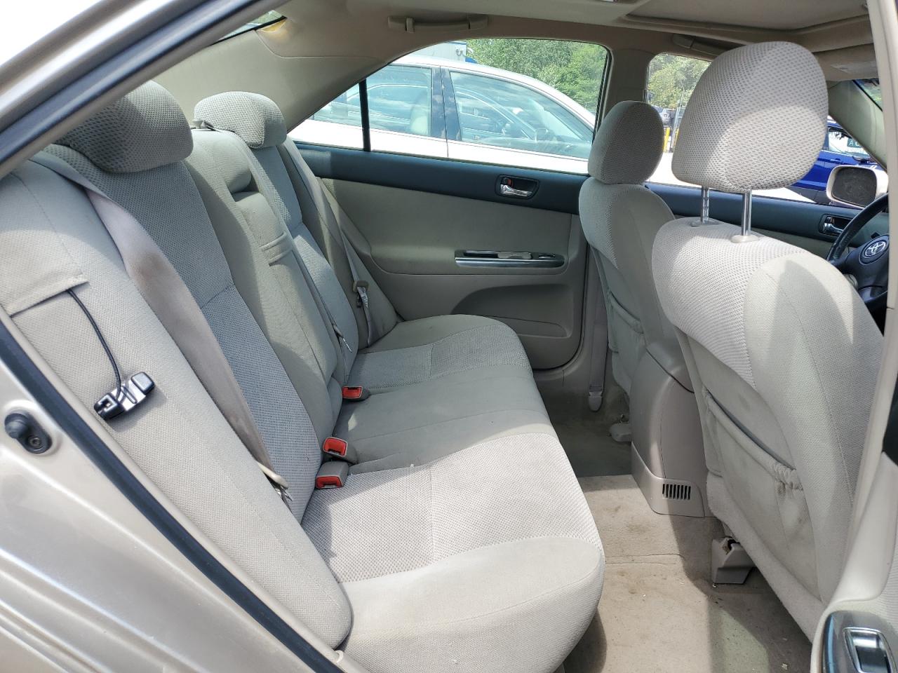 2004 Toyota Camry Le VIN: 4T1BE32K24U894300 Lot: 61651384