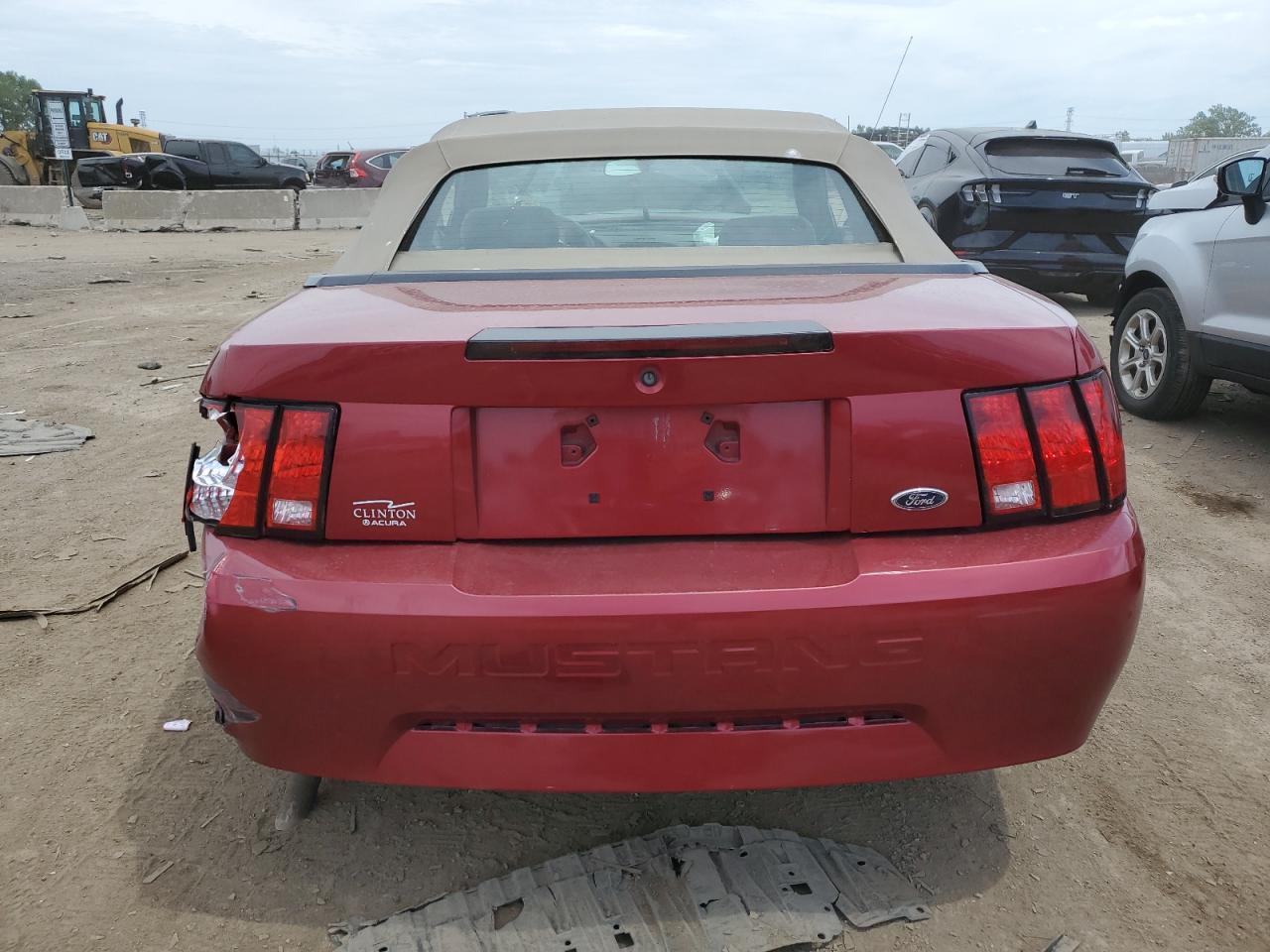 2004 Ford Mustang VIN: 1FAFP446X4F205328 Lot: 73552104