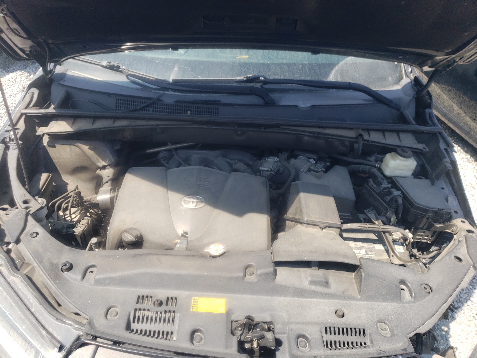 5TDDZRFH2JS810656 2018 Toyota Highlander Limited