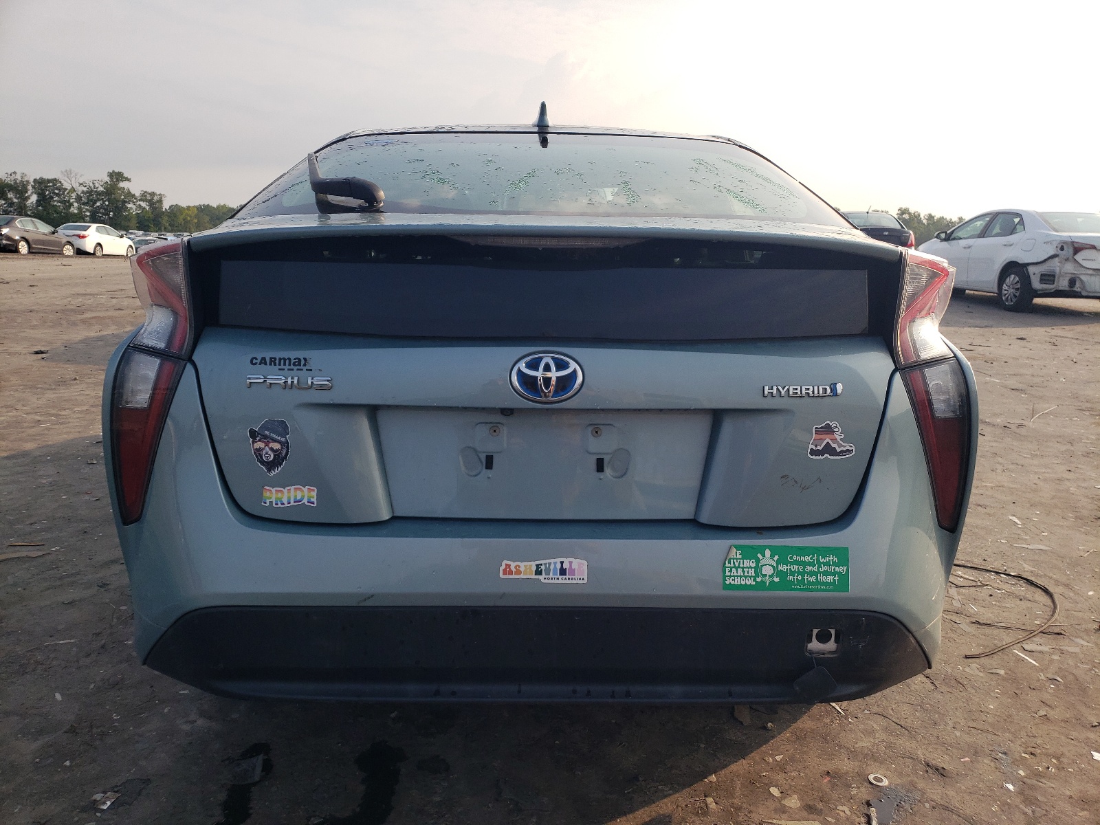 JTDKBRFU5G3005995 2016 Toyota Prius