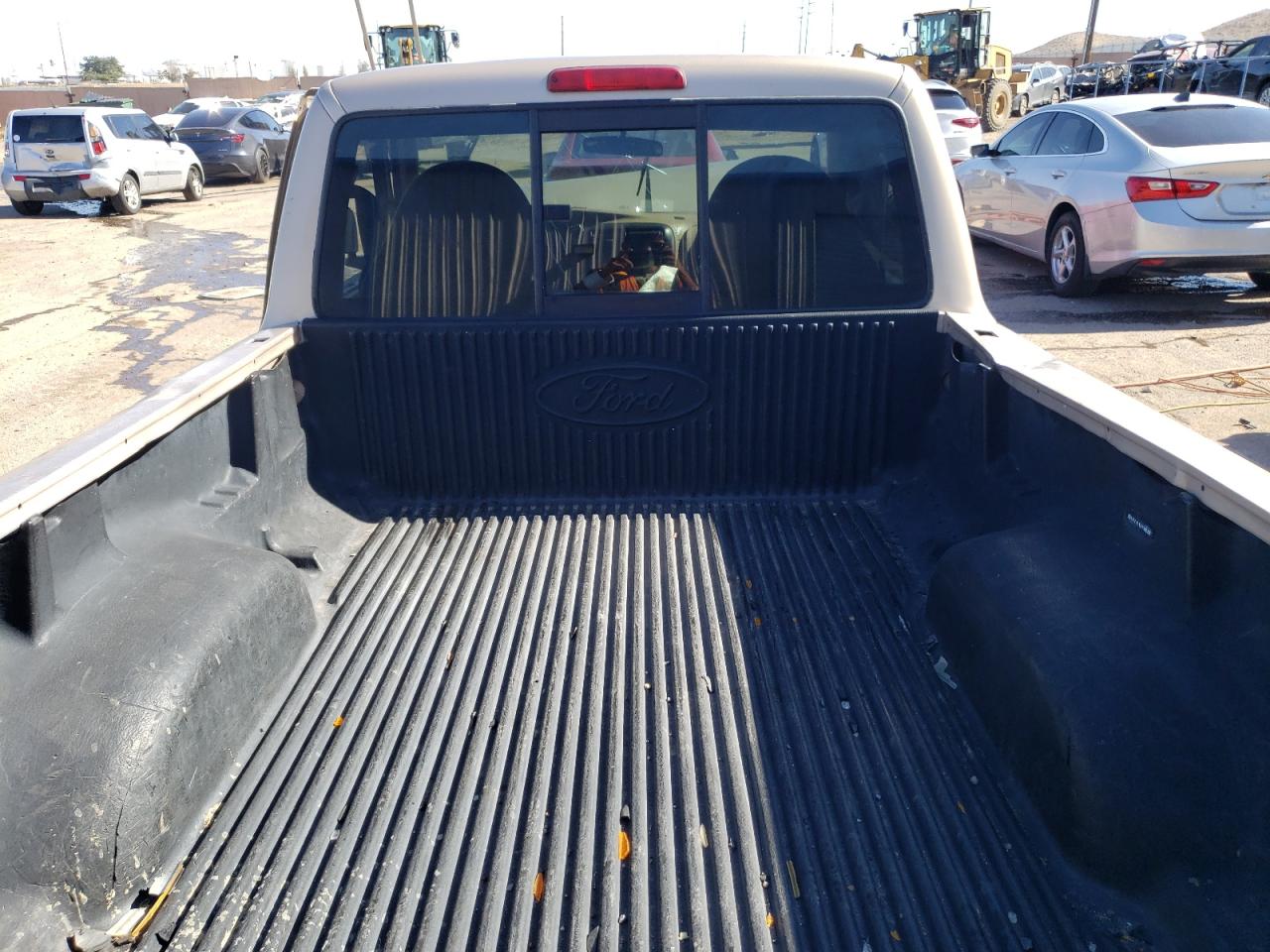 1998 Ford Ranger VIN: 1FTYR10U4WUC03850 Lot: 61903084