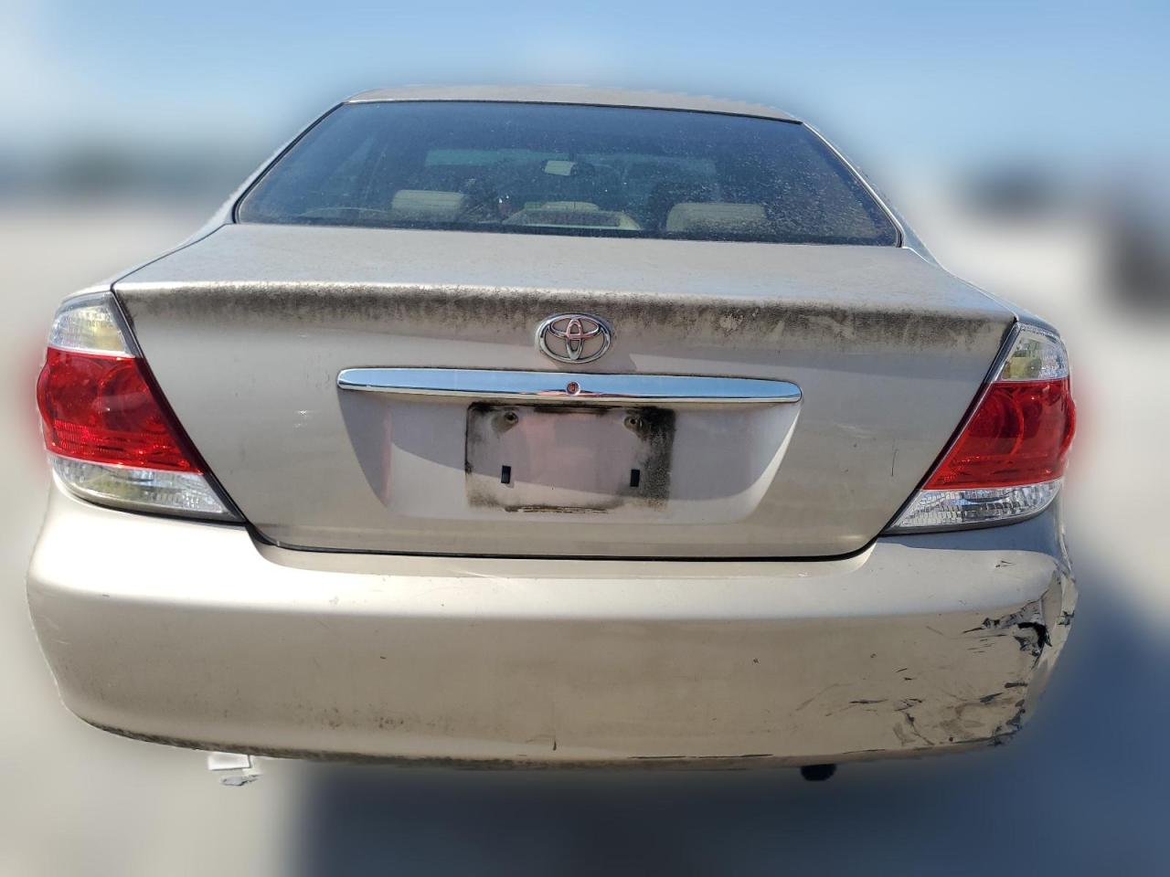 2005 Toyota Camry Le VIN: 4T1BE32K95U549010 Lot: 64071004