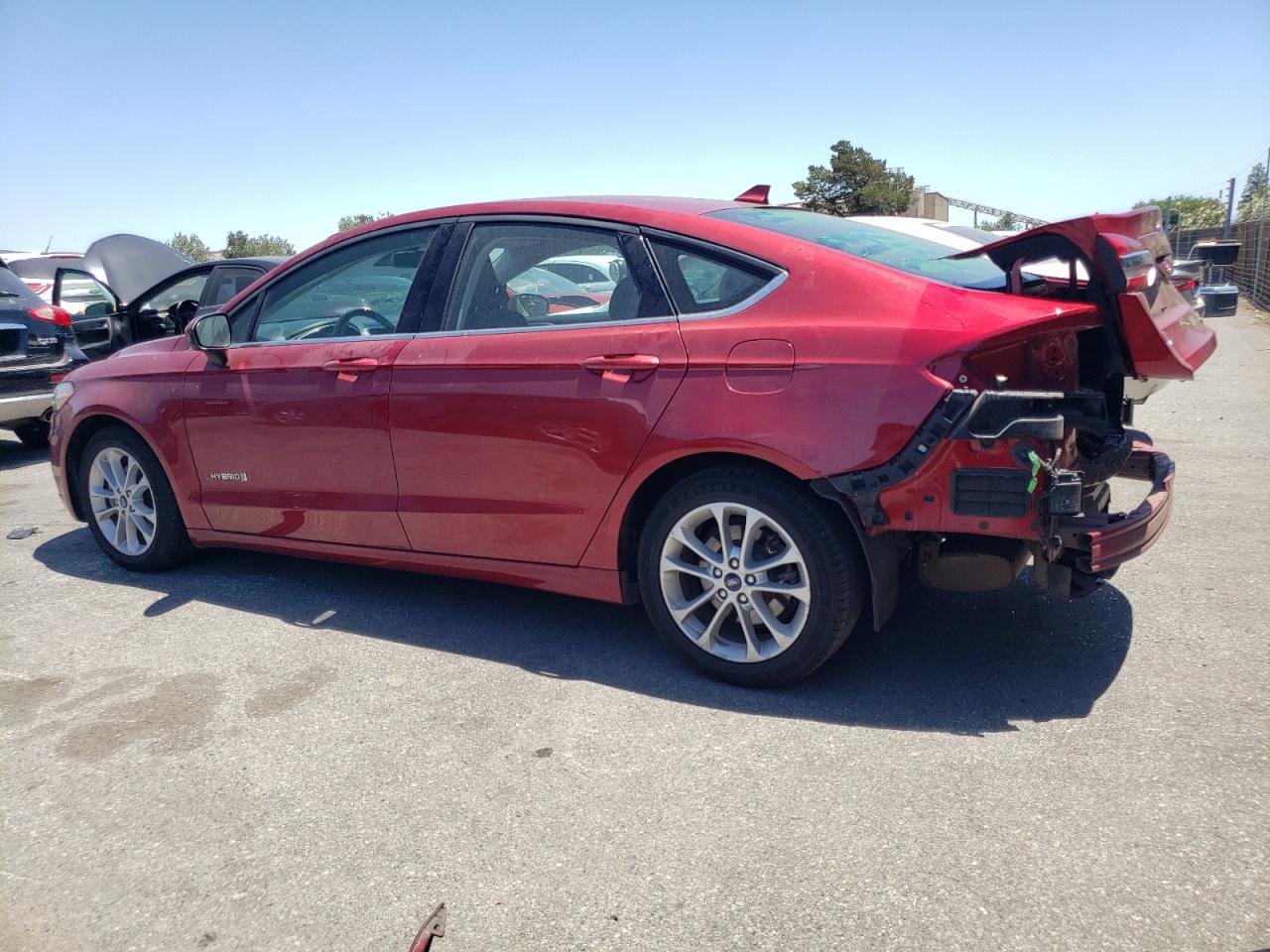 3FA6P0LU8KR208088 2019 FORD FUSION - Image 2