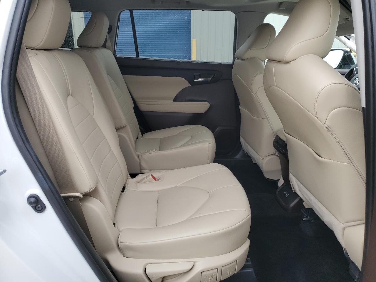2022 Toyota Highlander Xle VIN: 5TDGZRAH8NS538964 Lot: 63542164