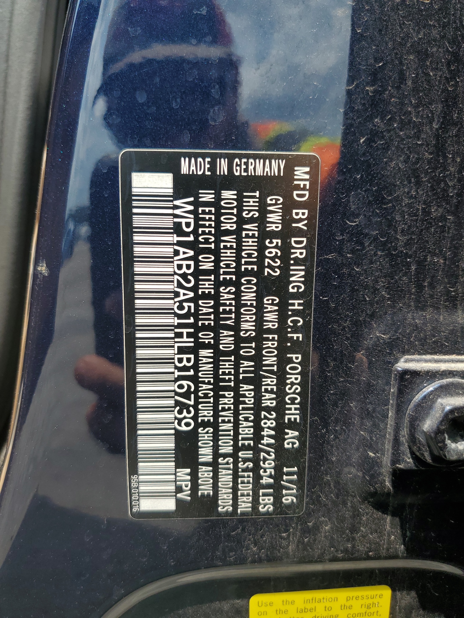 WP1AB2A51HLB16739 2017 Porsche Macan S