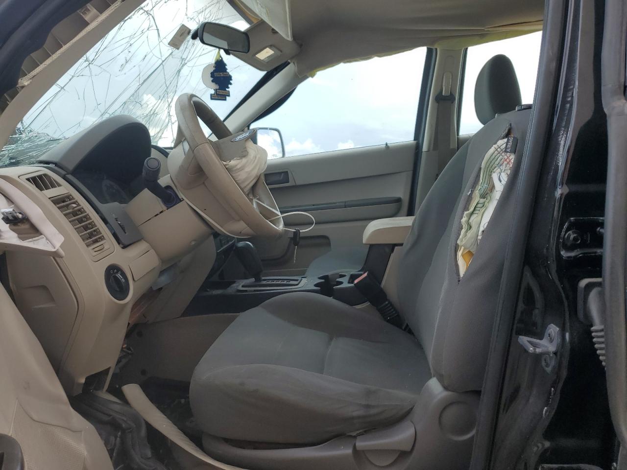 2008 Ford Escape Xls VIN: 1FMCU02Z98KB59138 Lot: 62514344