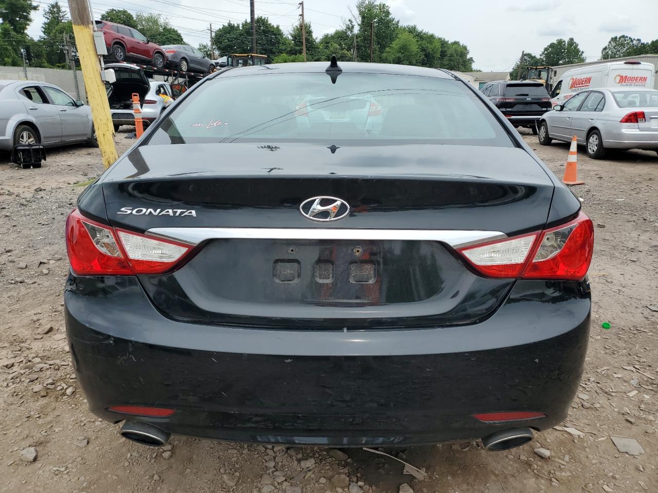 2011 Hyundai Sonata Se VIN: 5NPEC4AC6BH017114 Lot: 64030244