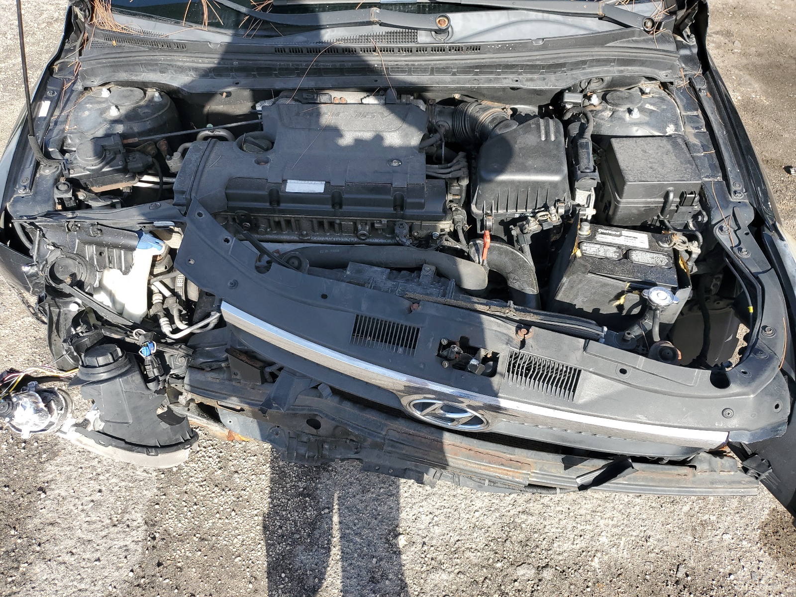 KMHDB8AE1AU052618 2010 Hyundai Elantra Touring Gls