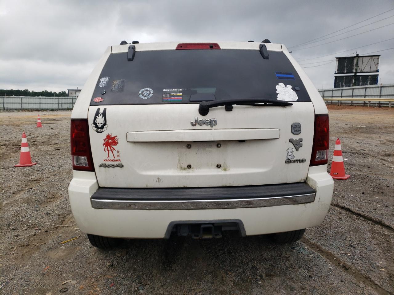 2005 Jeep Grand Cherokee Limited VIN: 1J4HR58N35C647725 Lot: 64827194