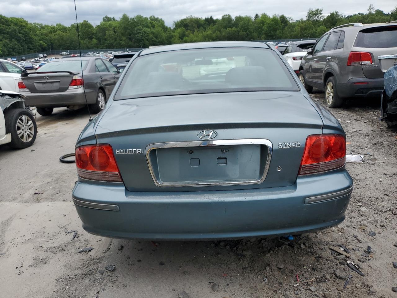 2004 Hyundai Sonata Gl VIN: KMHWF25H04A001888 Lot: 60440684