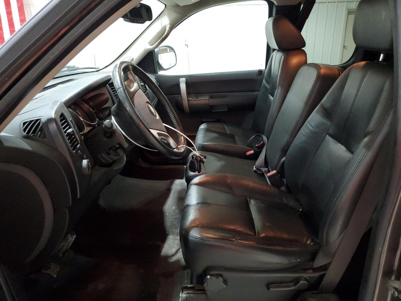 2008 Chevrolet Silverado - Image 7