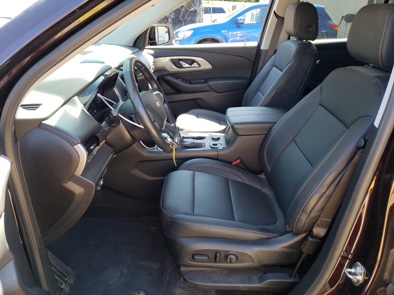 1GNEVHKW8MJ147004 2021 Chevrolet Traverse Lt