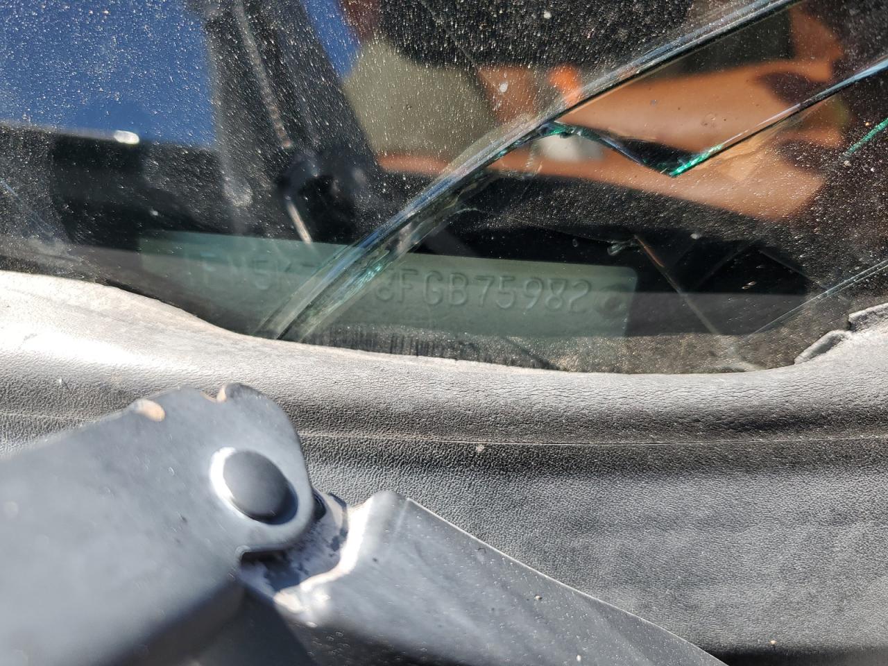 2015 Ford Explorer Xlt VIN: 1FM5K7D98FGB75982 Lot: 61201004