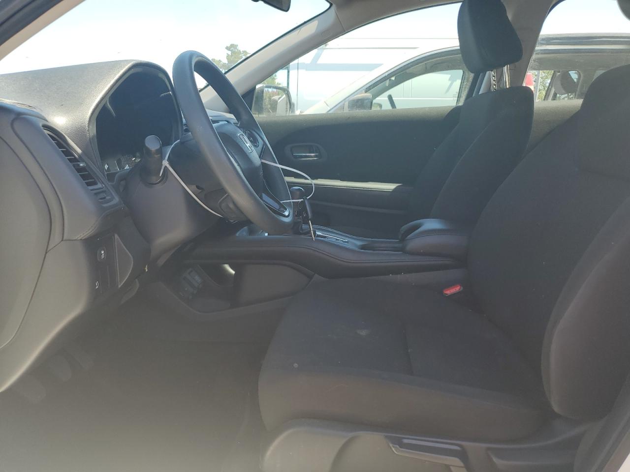 2016 Honda Hr-V Lx VIN: 3CZRU5G38GM726649 Lot: 64180884