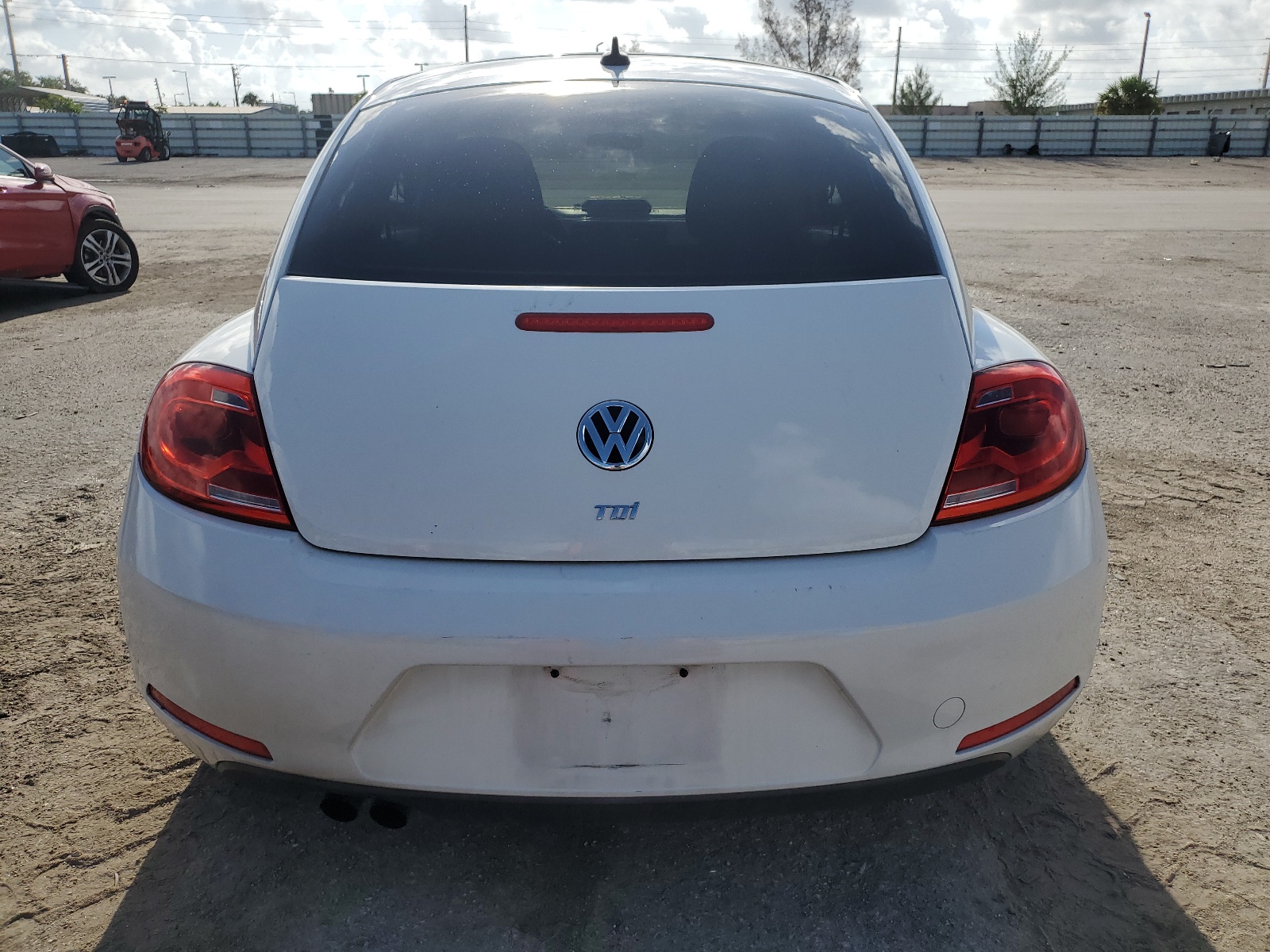 3VWJL7AT5DM629721 2013 Volkswagen Beetle