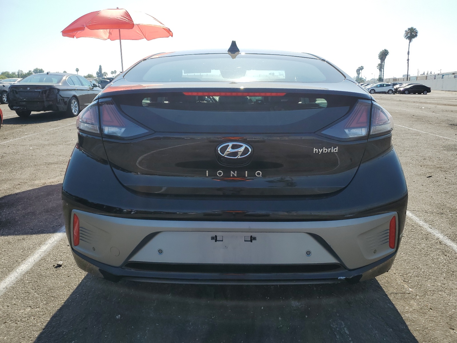 2020 Hyundai Ioniq Limited vin: KMHC05LC9LU241421