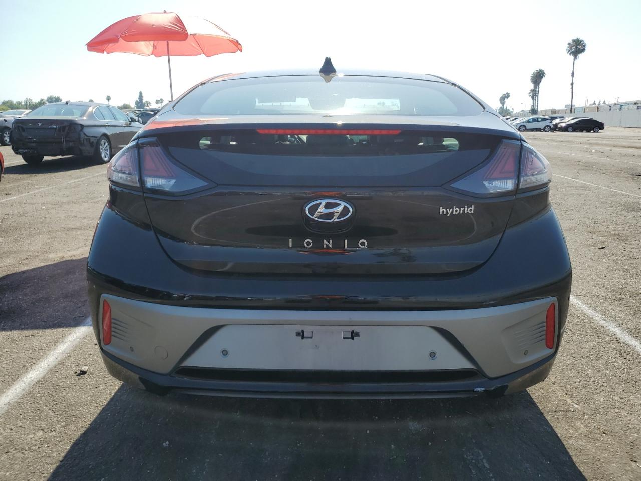 2020 Hyundai Ioniq Limited VIN: KMHC05LC9LU241421 Lot: 61155334