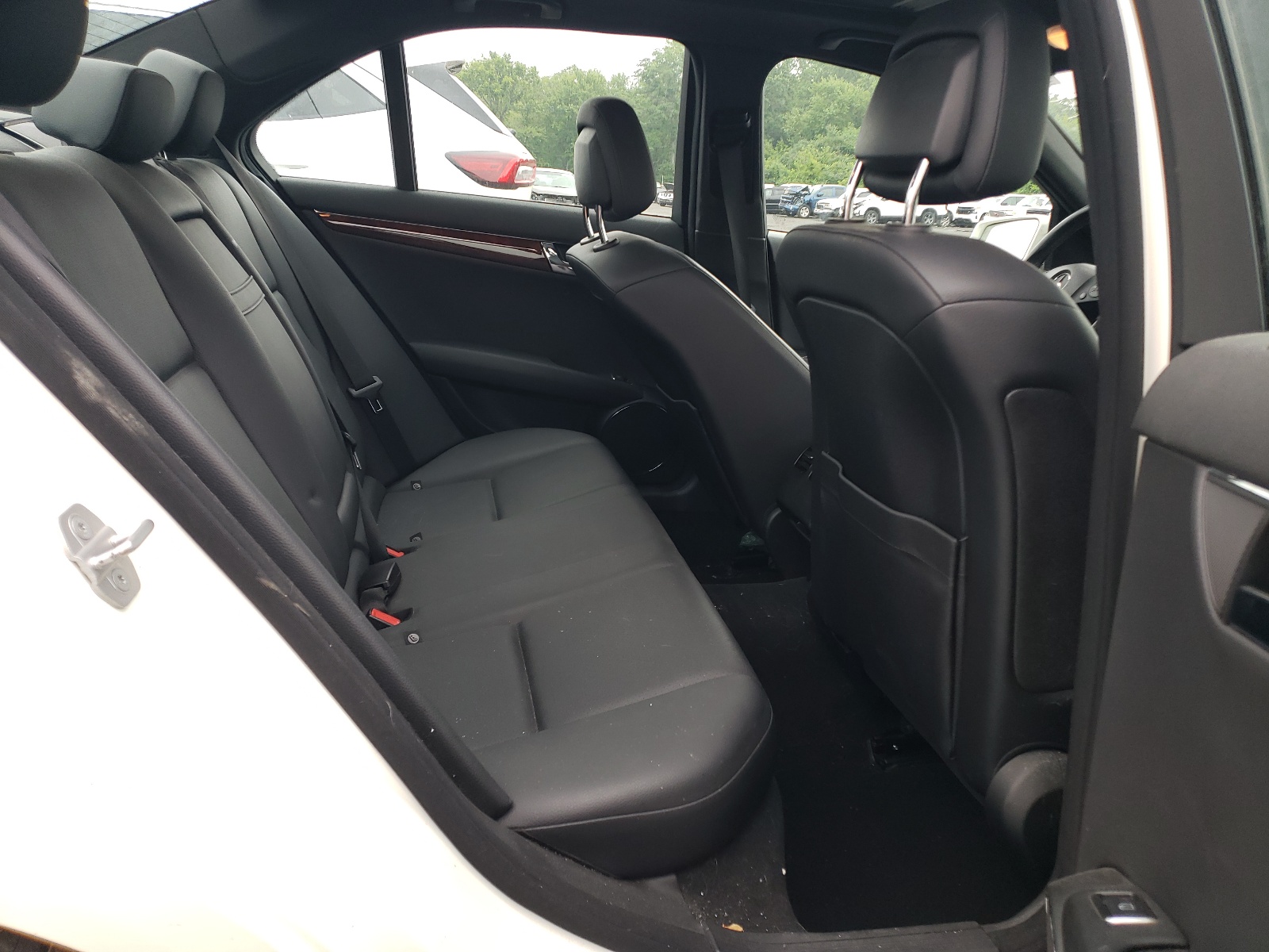 WDDGF8BB3BR174725 2011 Mercedes-Benz C 300 4Matic