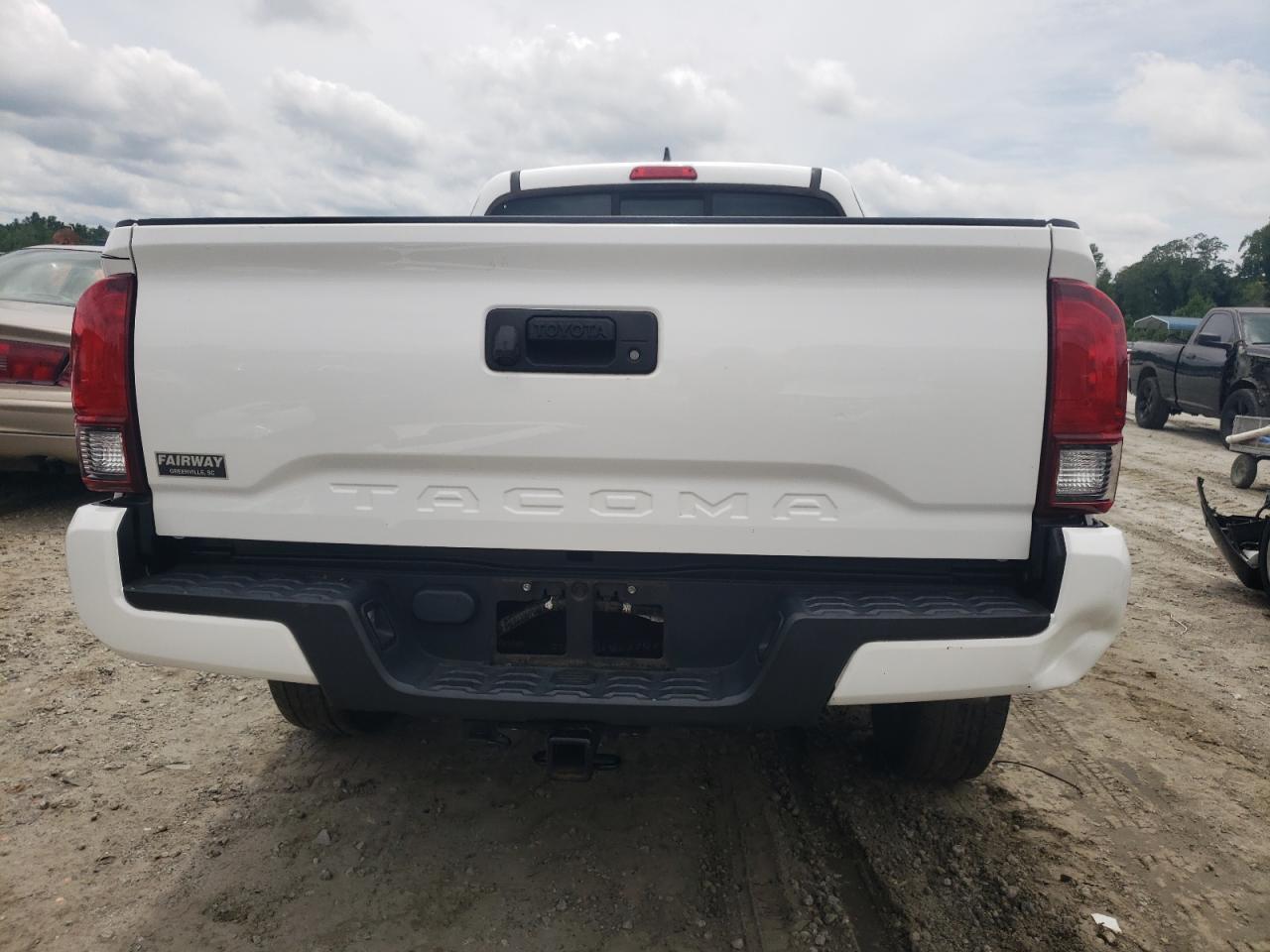 2018 Toyota Tacoma Access Cab VIN: 5TFRX5GN1JX111697 Lot: 63822314