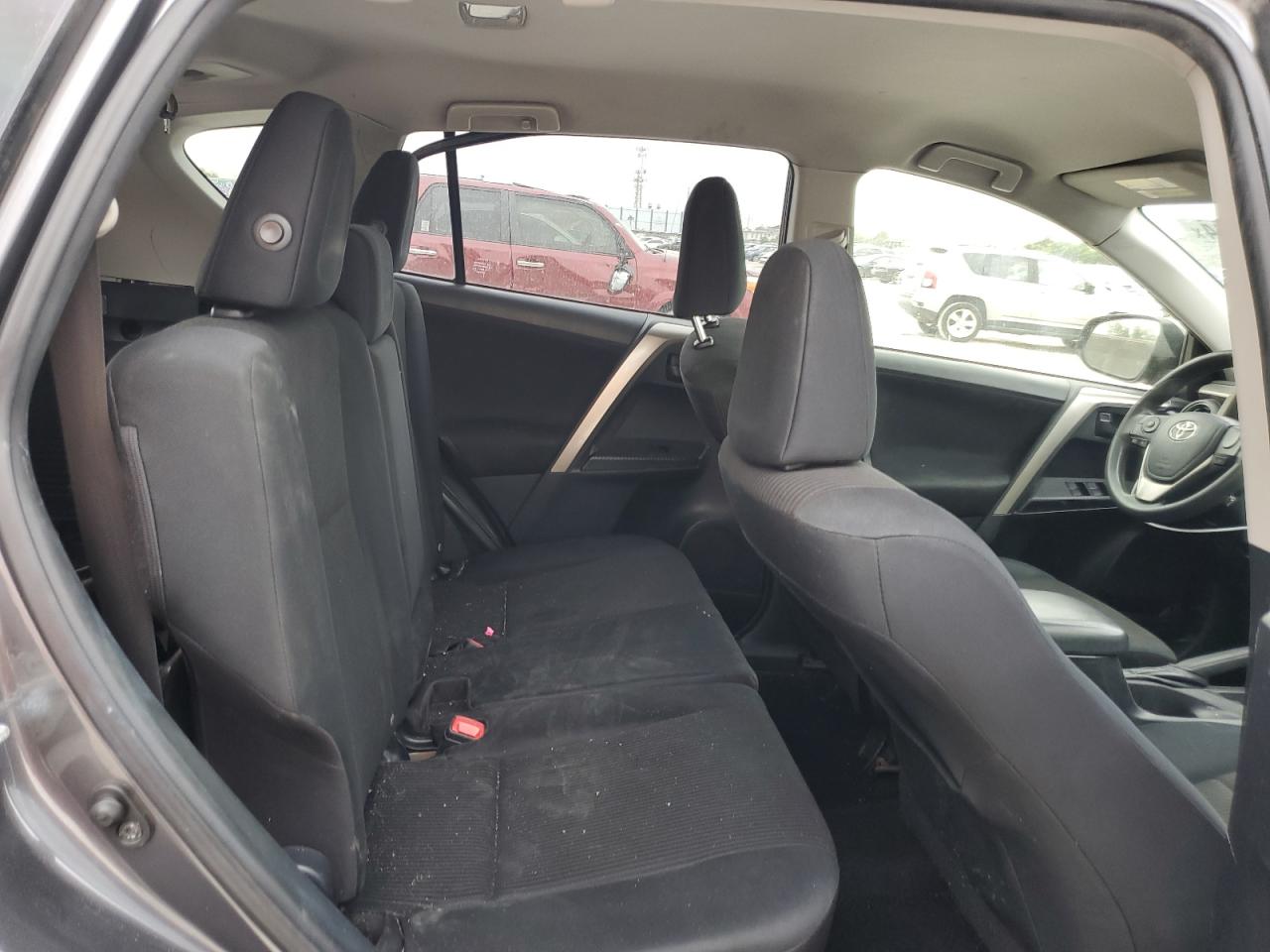 2014 Toyota RAV 4 - Image 11