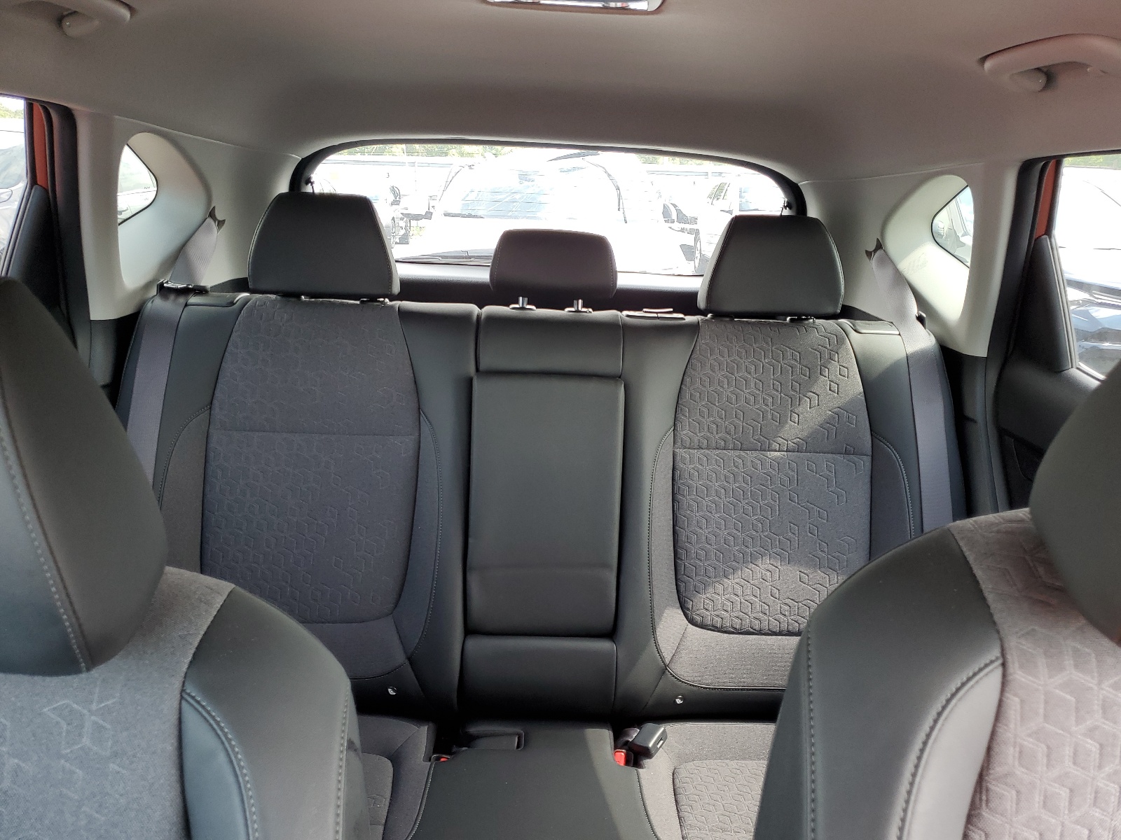 KNDEUCAA8R7517828 2024 Kia Seltos S