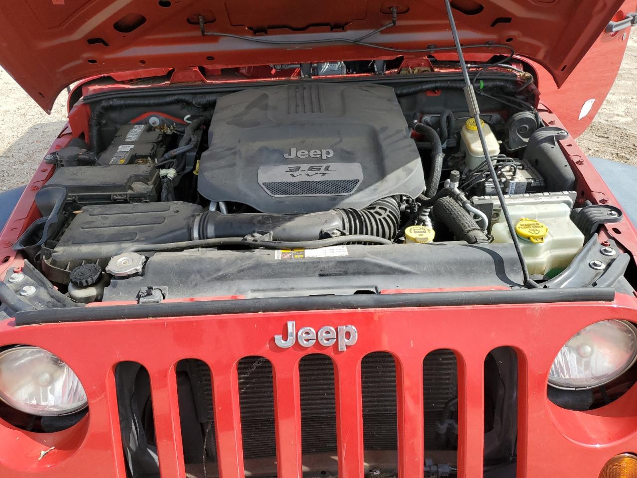 1C4HJWDG7DL701682 2013 Jeep Wrangler Unlimited Sport