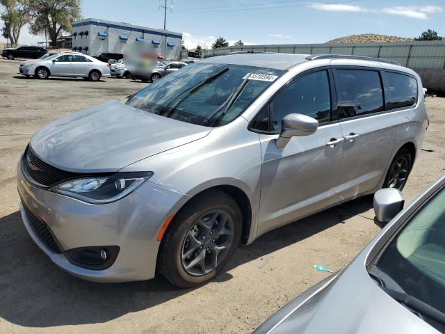  CHRYSLER PACIFICA 2018 Серебристый