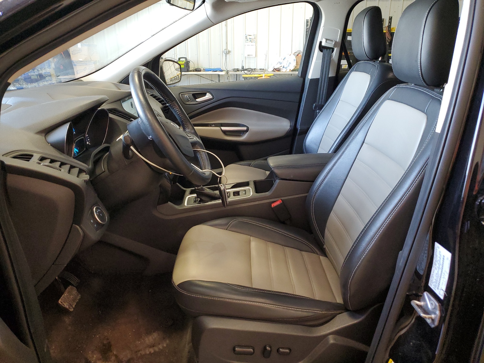 1FMCU9HD9KUA89913 2019 Ford Escape Sel