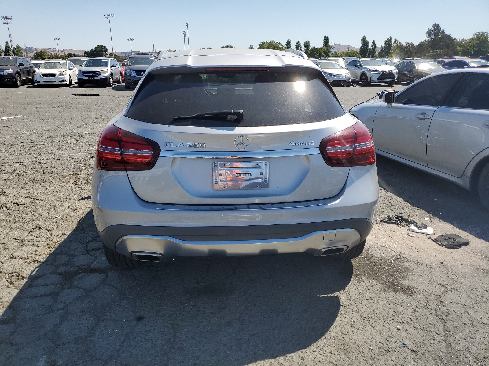 WDCTG4GB0JJ477492 2018 Mercedes-Benz Gla 250 4Matic