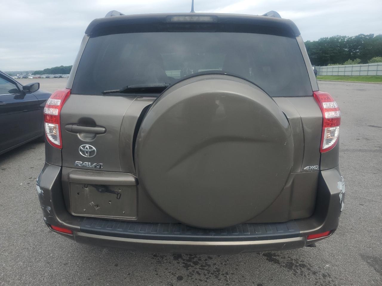 2012 Toyota RAV 4 - Image 6