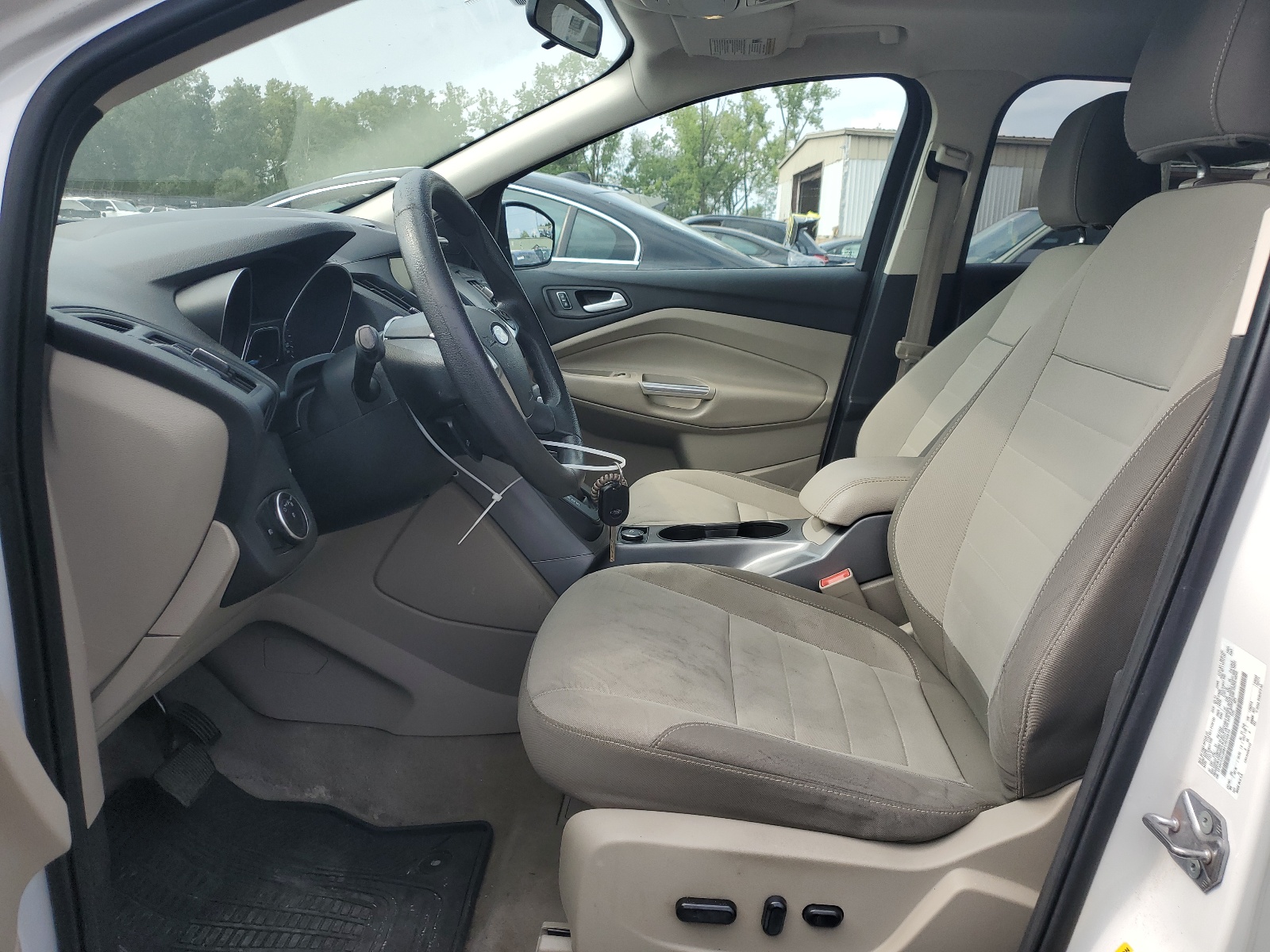 1FMCU9G98FUB76916 2015 Ford Escape Se