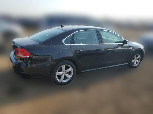  VOLKSWAGEN PASSAT 2015 Чорний