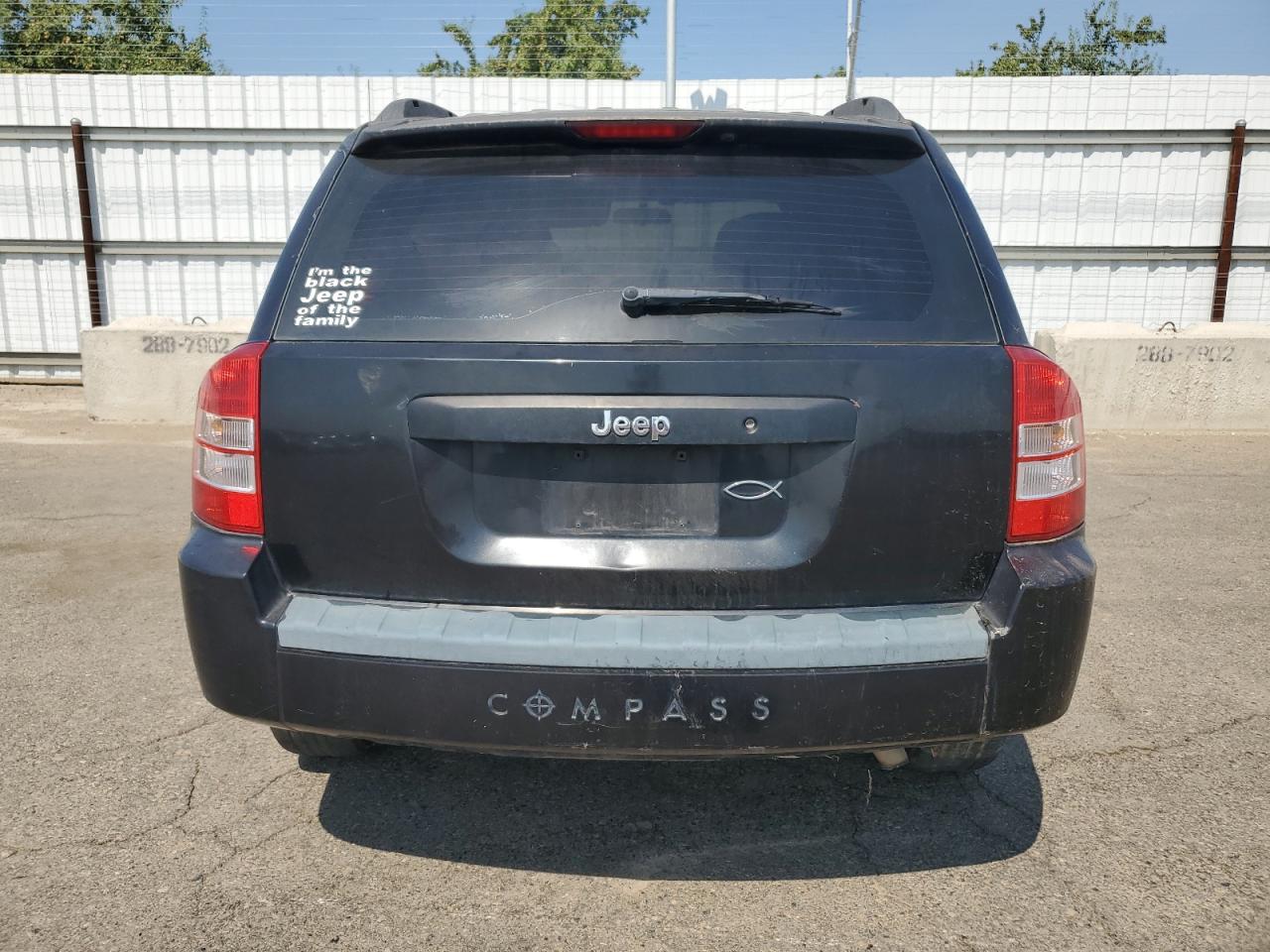 2008 Jeep Compass Sport VIN: 1J8FT47078D766819 Lot: 64476024