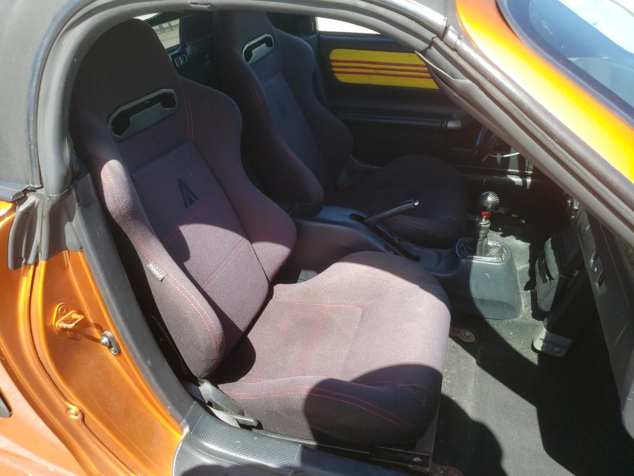 2000 Toyota MR2 - Image 10
