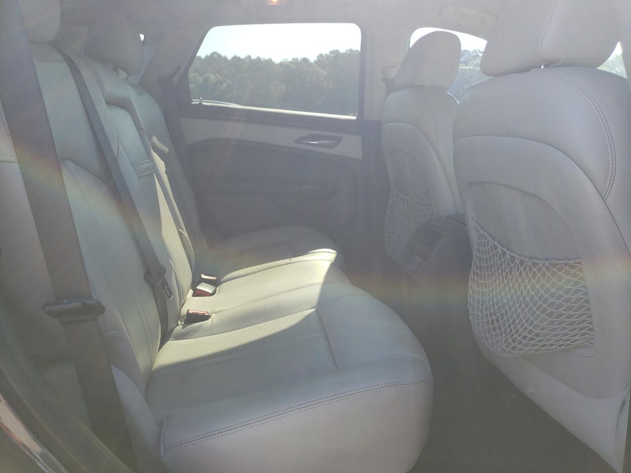 2015 Cadillac SRX - Image 12