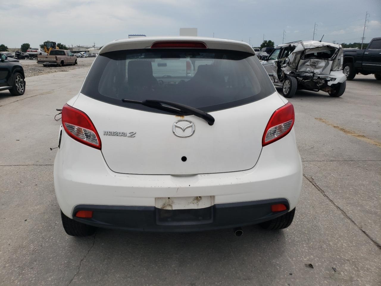 2011 Mazda Mazda2 VIN: JM1DE1HY4B0106232 Lot: 63312224