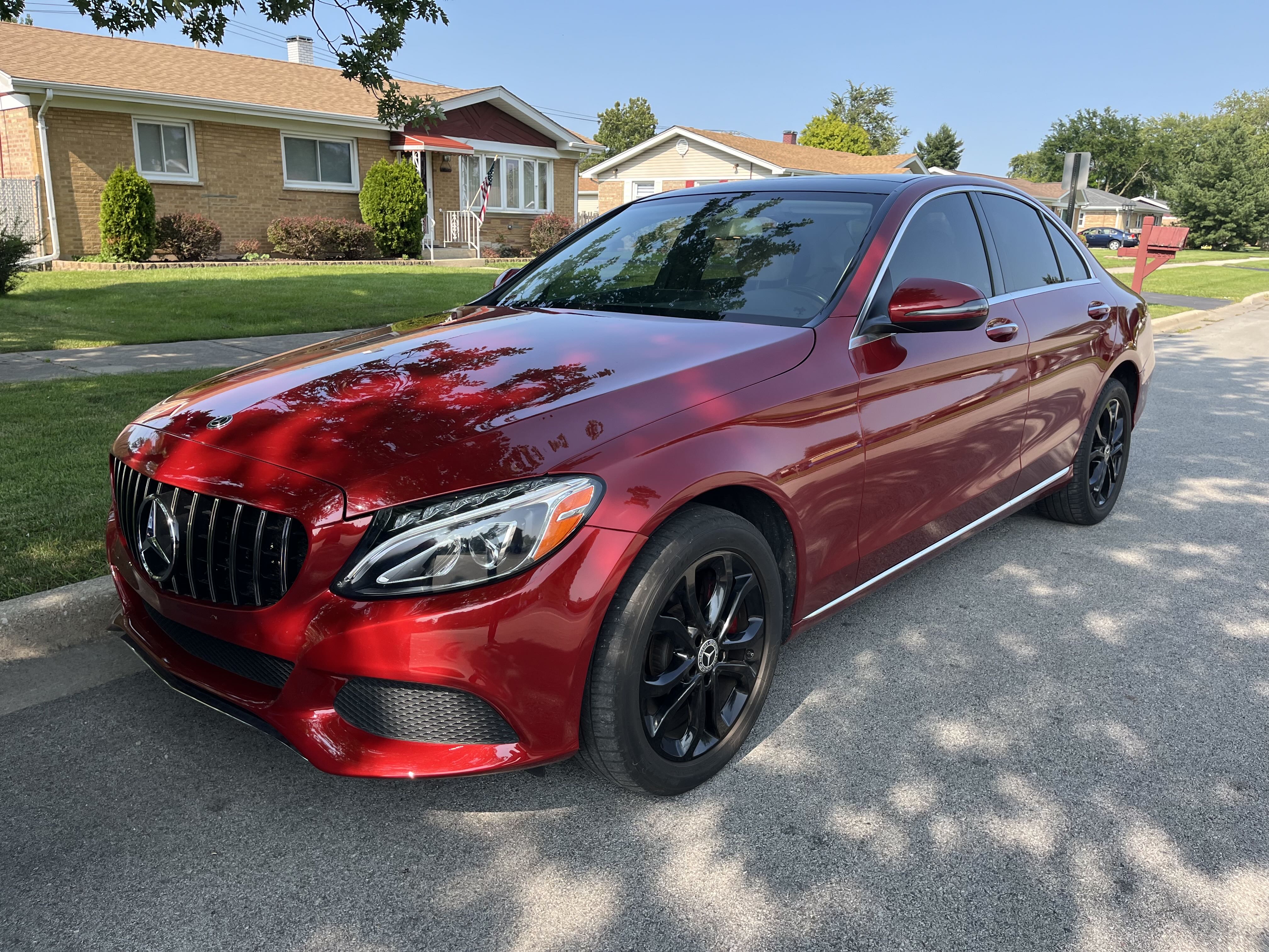 2018 Mercedes-Benz C 300 4Matic vin: 55SWF4KBXJU235666