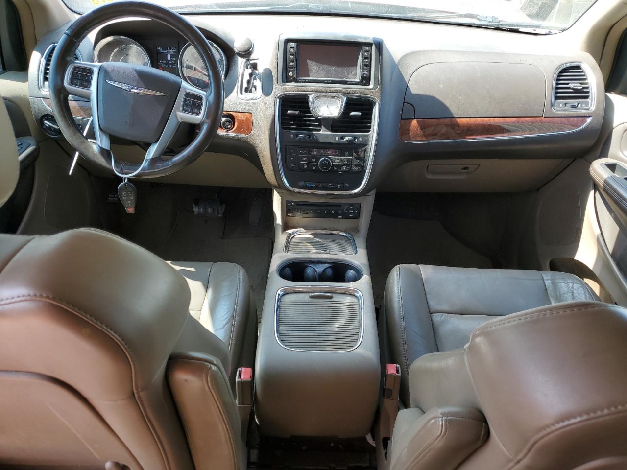 2011 Chrysler Town & Country Limited VIN: 2A4RR6DG8BR712945 Lot: 63863114