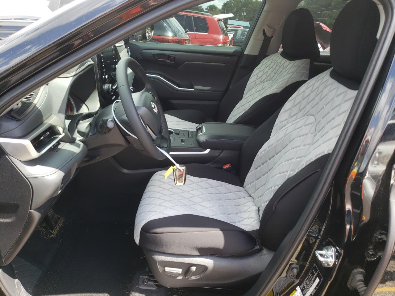 2022 Toyota Highlander L VIN: 5TDZZRAH5NS544195 Lot: 62632364