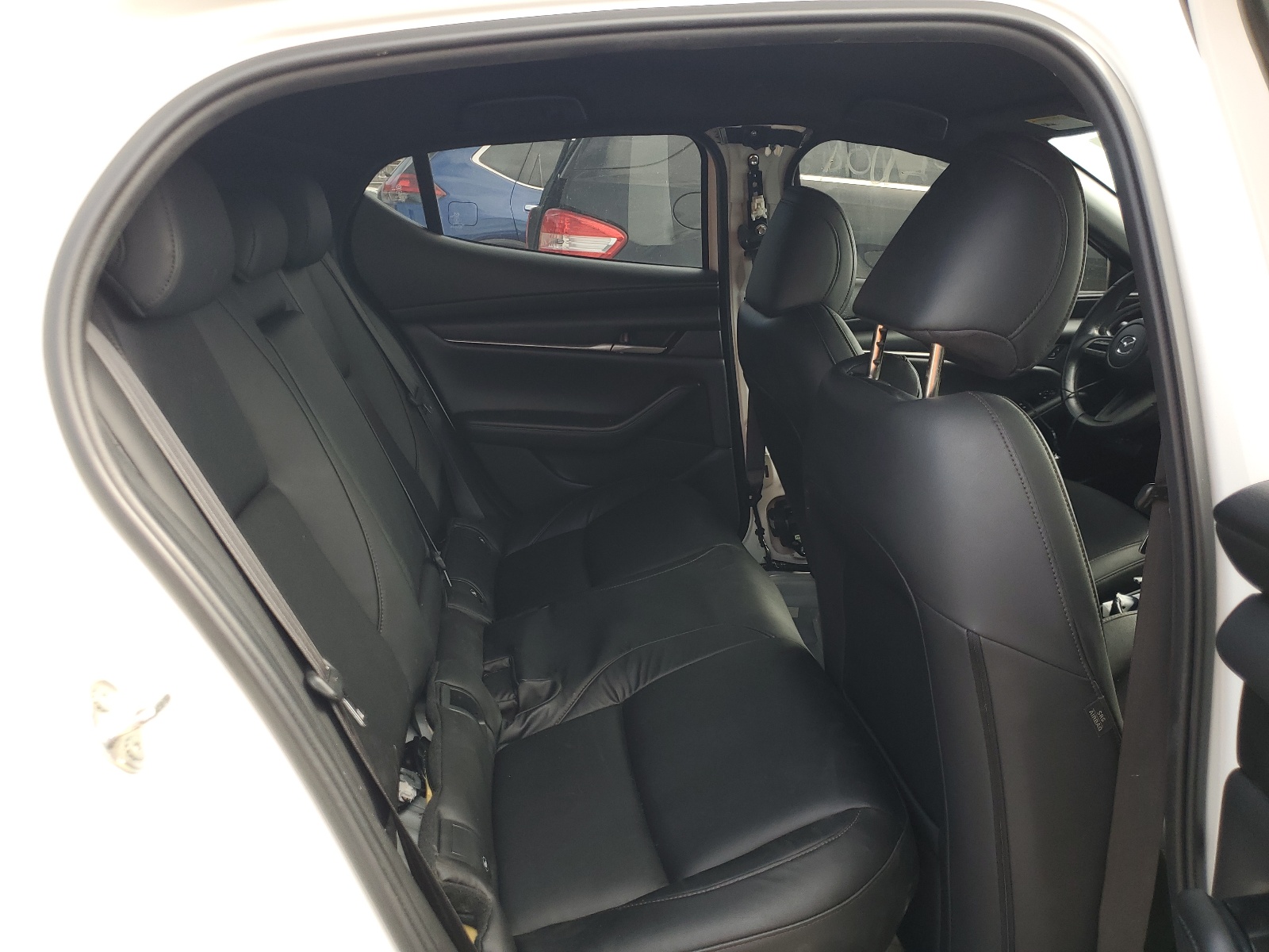 JM1BPAKL5M1322750 2021 Mazda 3 Select