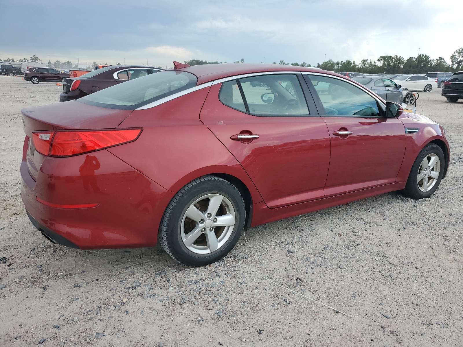 2015 Kia Optima Lx vin: 5XXGM4A77FG505501