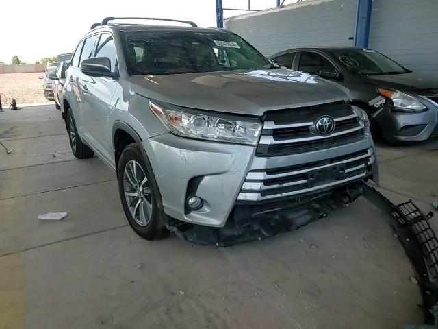 2018 Toyota Highlander Se VIN: 5TDKZRFH1JS534574 Lot: 65043634