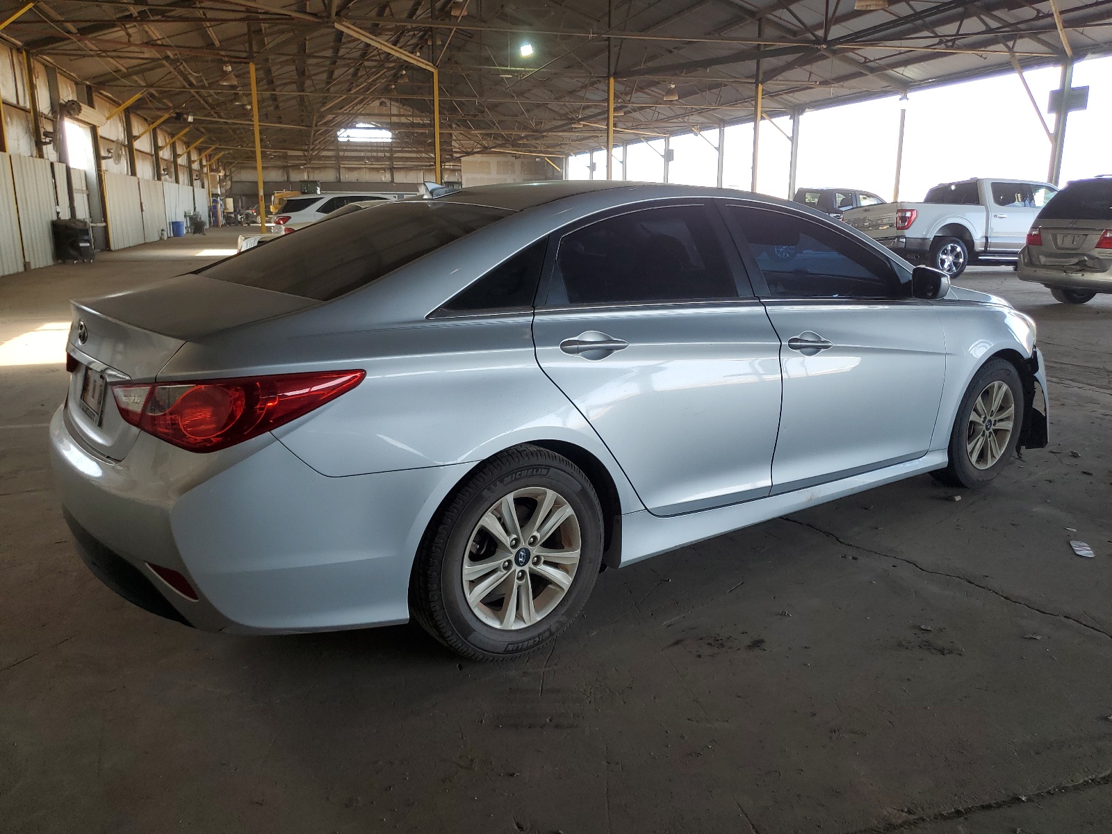 2014 Hyundai Sonata Gls vin: 5NPEB4AC7EH855319