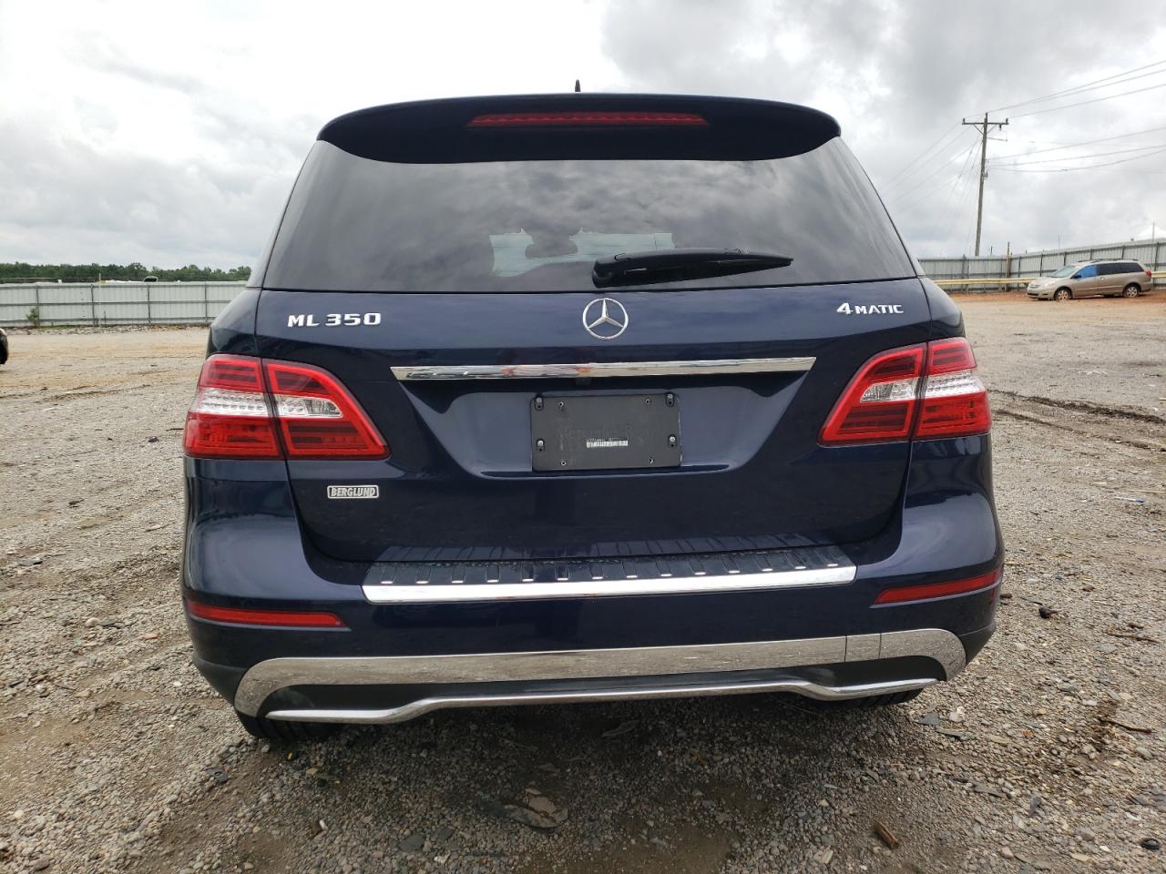 2015 Mercedes-Benz Ml 350 4Matic VIN: 4JGDA5HB9FA611306 Lot: 63866144