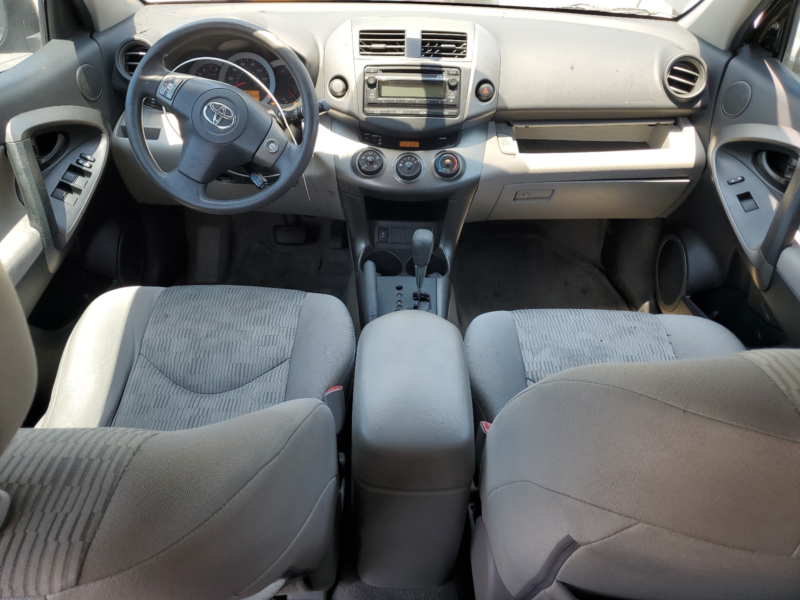 2T3ZF4DV8CW137951 2012 Toyota Rav4