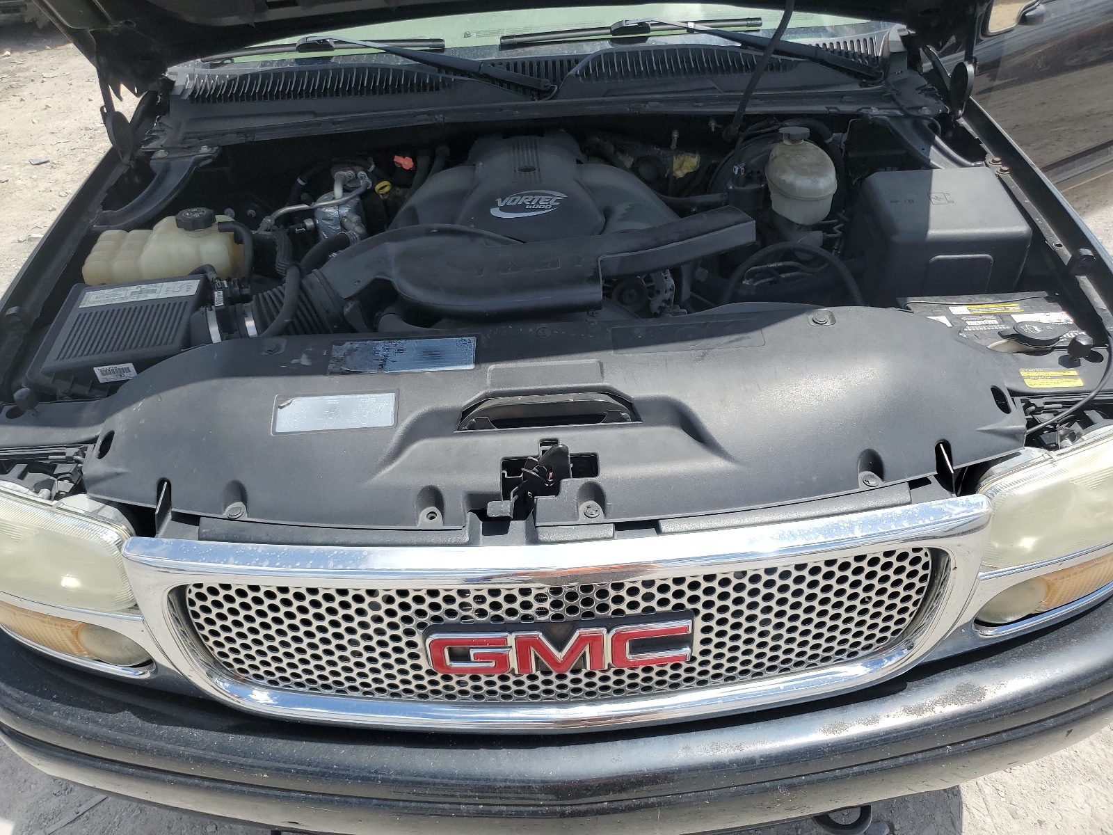 2GTFK69U131156330 2003 GMC Sierra K1500 Denali